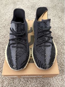 Yeezy 350 v2