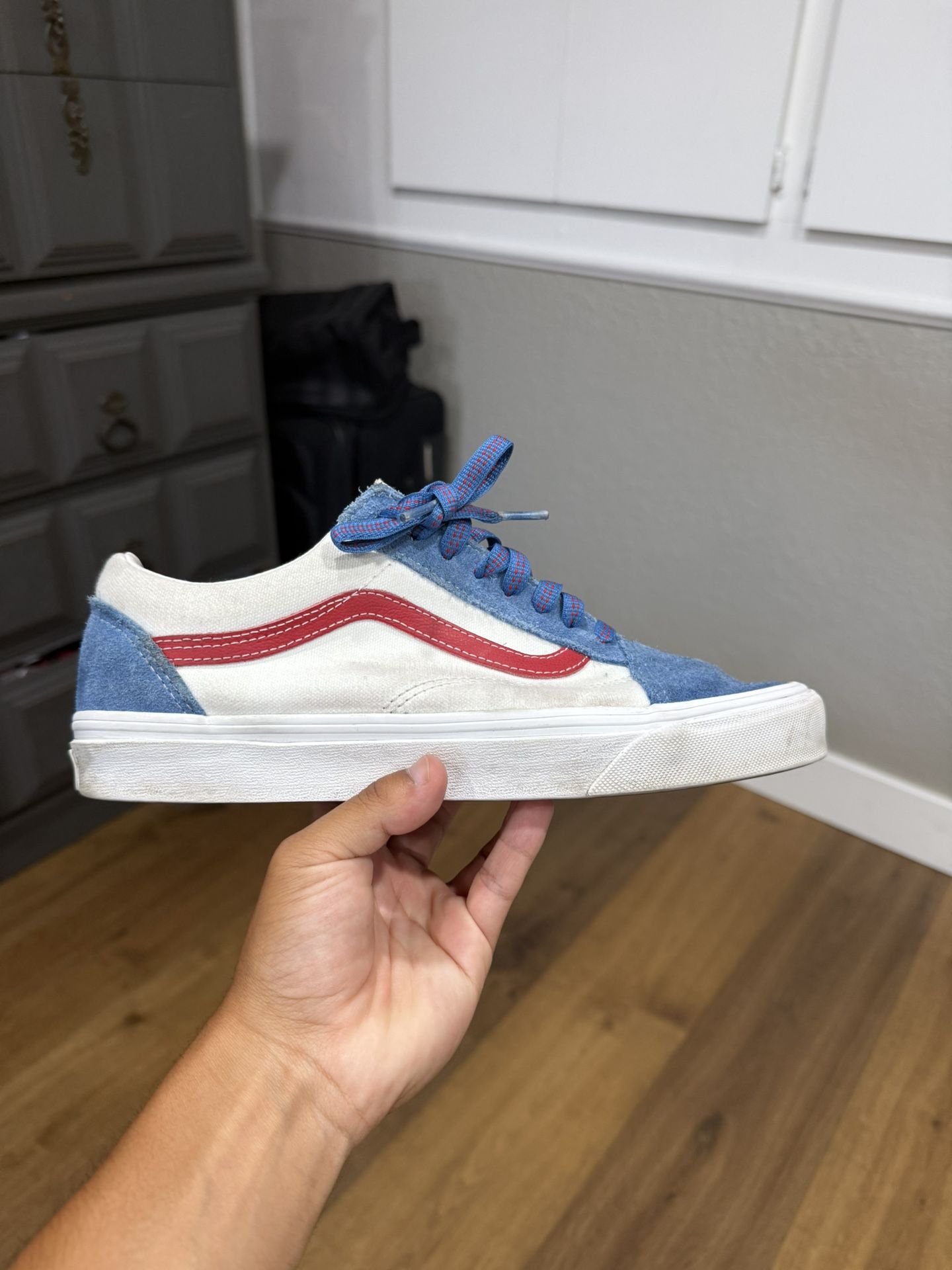 Vans Old Skool Blue White & Red Size 7