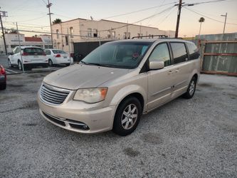 2013 Chrysler Town & Country