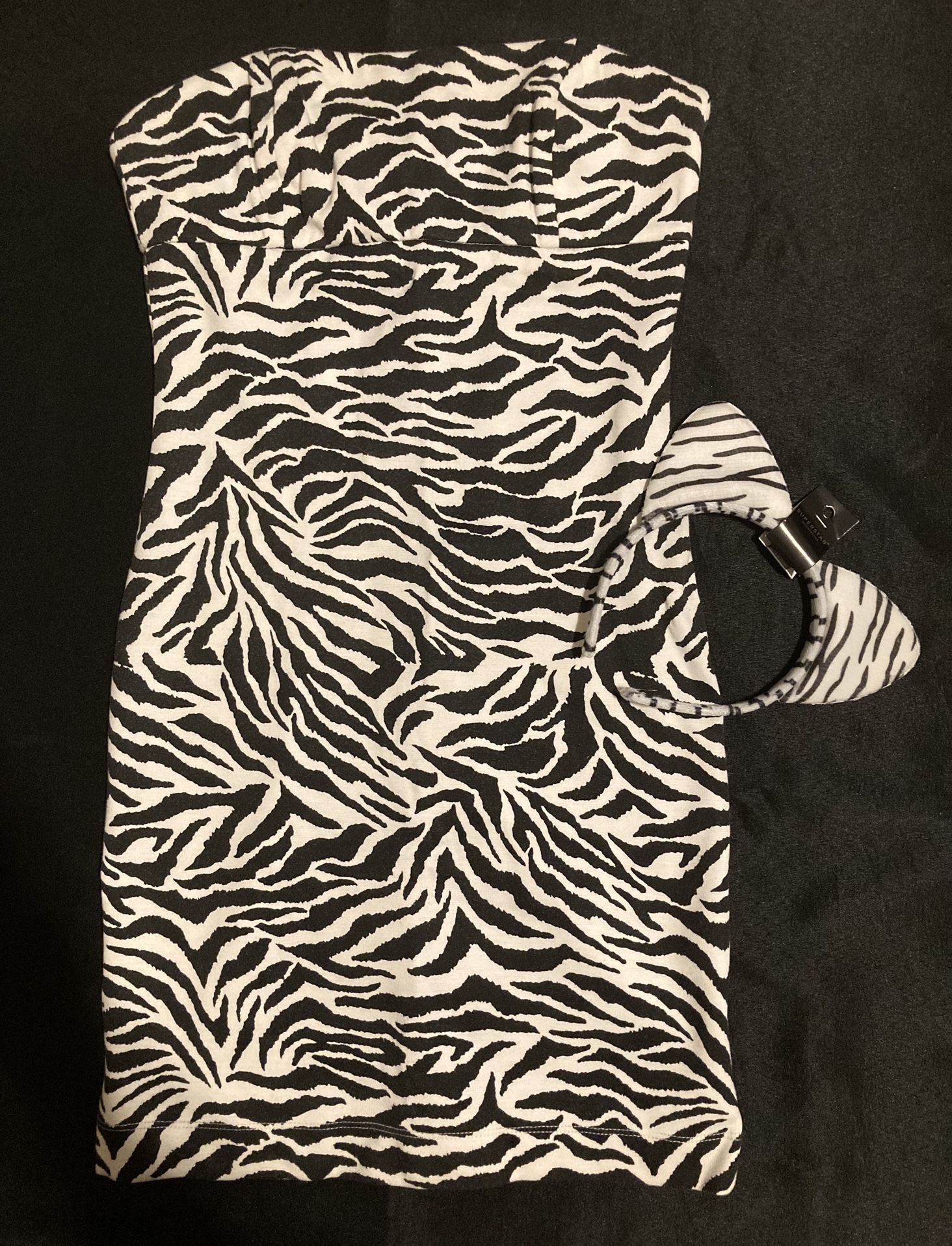Woman's White Tiger Costume Strapless Animal Print Dress Small Vintage Forever 21 Mini