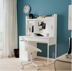 DESK - White IKEA