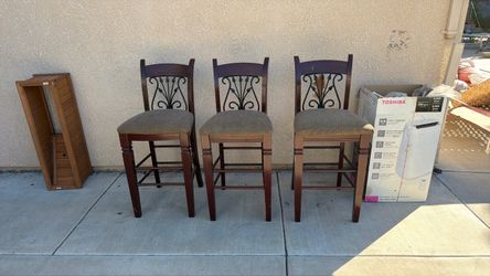 Bar stool chairs