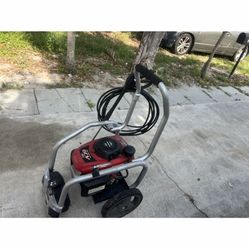 Honda Pressure Washer  Pressure Cleaner Power Washer Power Cleaner  2700 Psi/2.3 GPM Works Excellent For Your Business