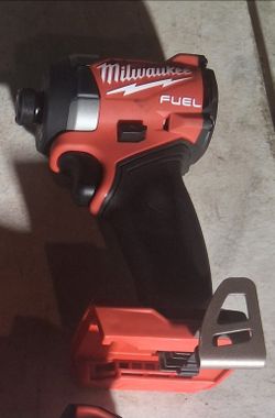 Milwaukee m18 Brushless impact driver drill new