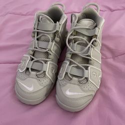 Nike Air More Uptempo 