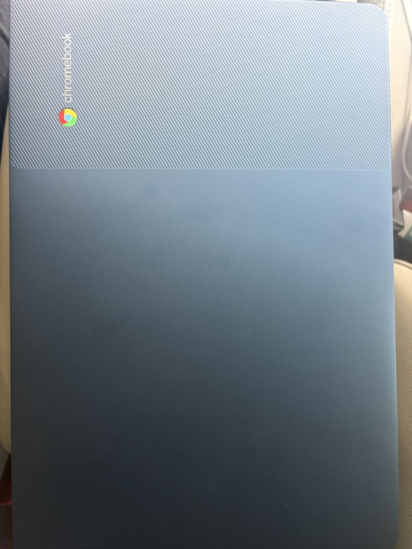 📣 FOR SALE: New Lenovo Chromebook Slim 3 (14”)