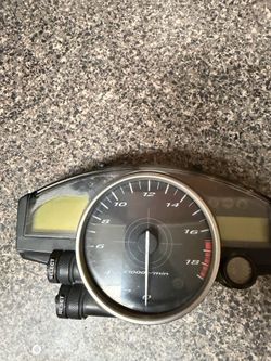 2006-2007 Yamaha r6 cluster OBO