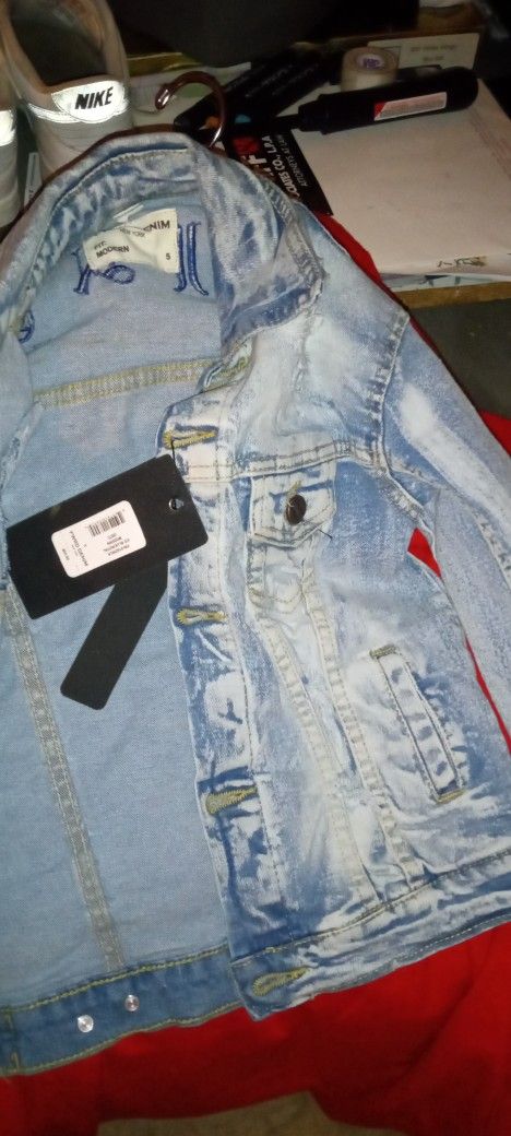 Nike Jordan Shorts Tee 3 Size 5,4,3 Kids Jean Jacket