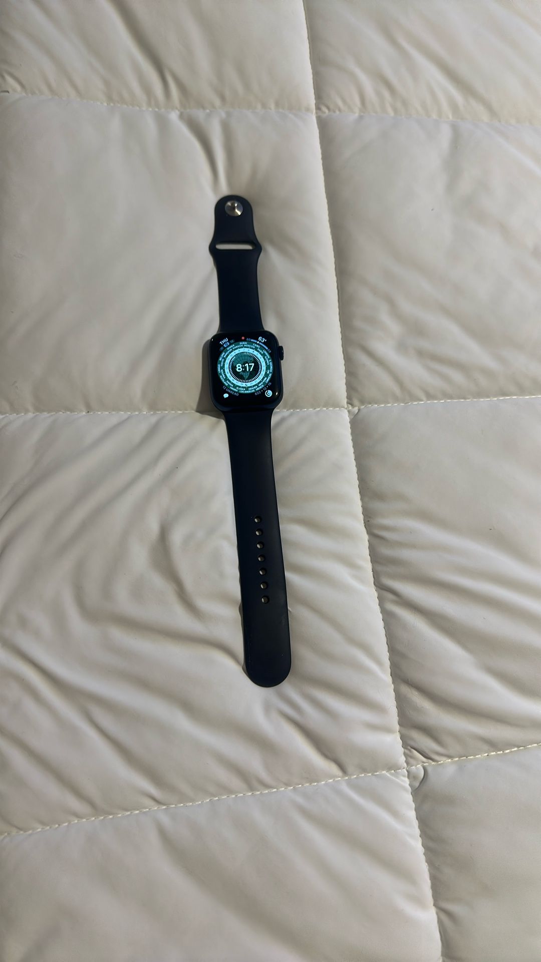 Apple Watch Series 6 (GPS + Cellular)