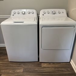 Washer & Dryer Set