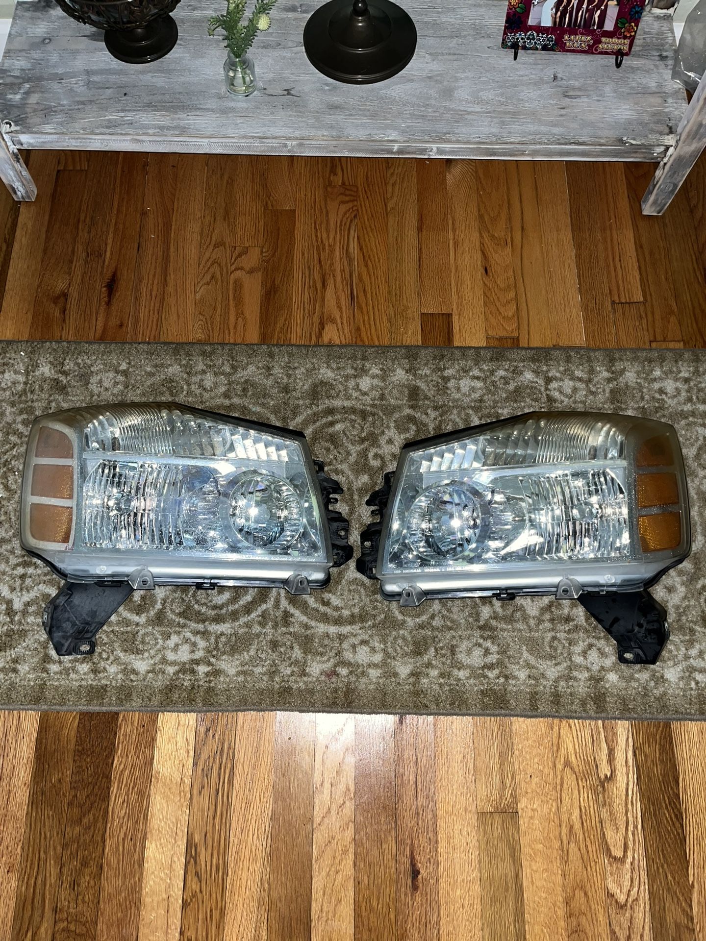 Nissan Armada 2005 Oem Headlights & Honda Civic 2016 Oem Headlights And Taillights