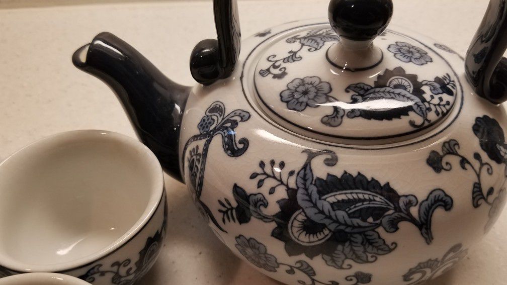 Porcelain Tea Pot Hand painted
