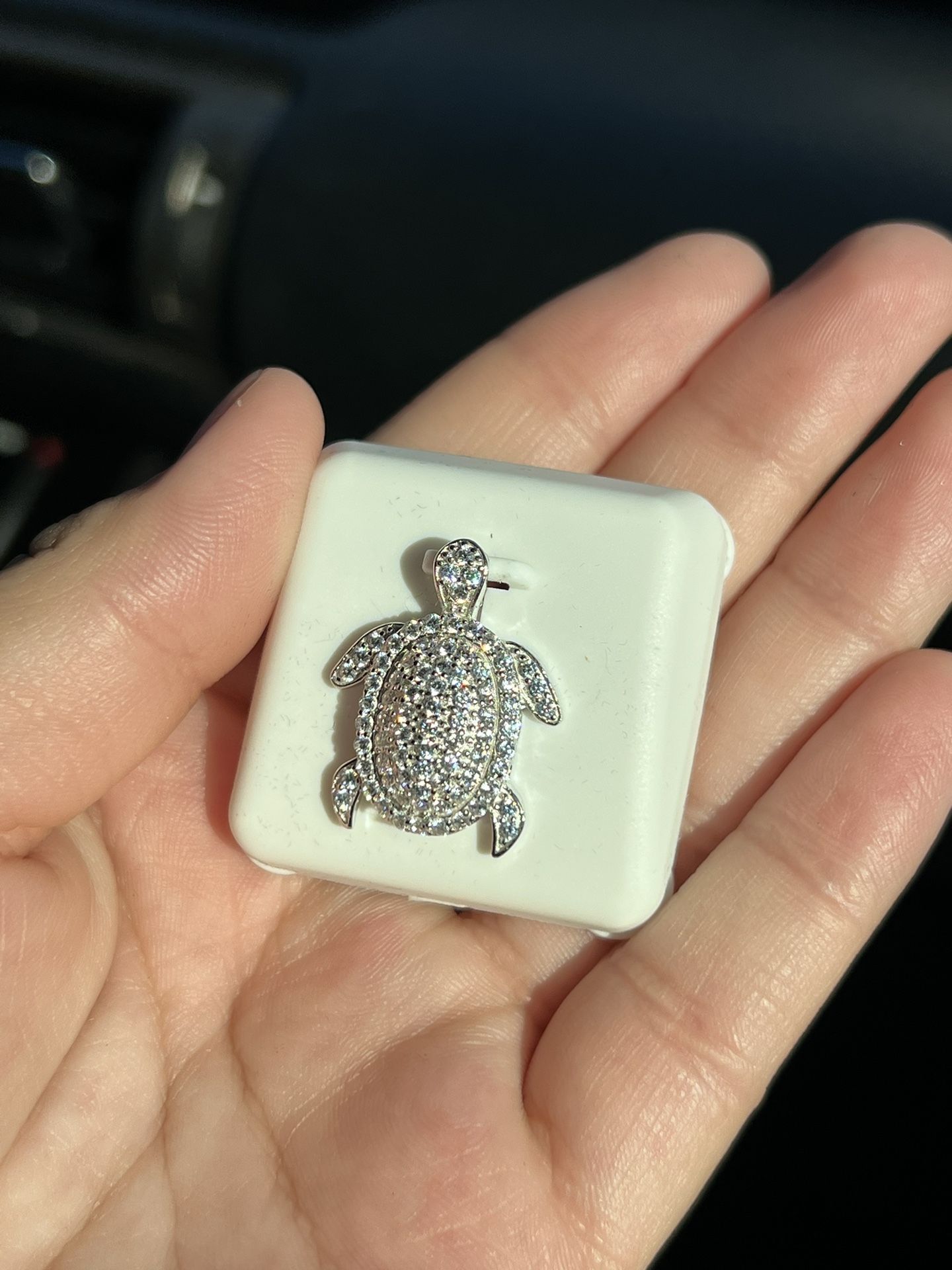 925 Sterling Silver Turtle Pendant