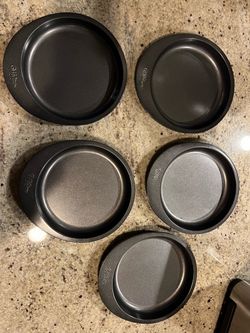 Wilton 6” Shallow Nonstick Baking Pans – Set of 5
