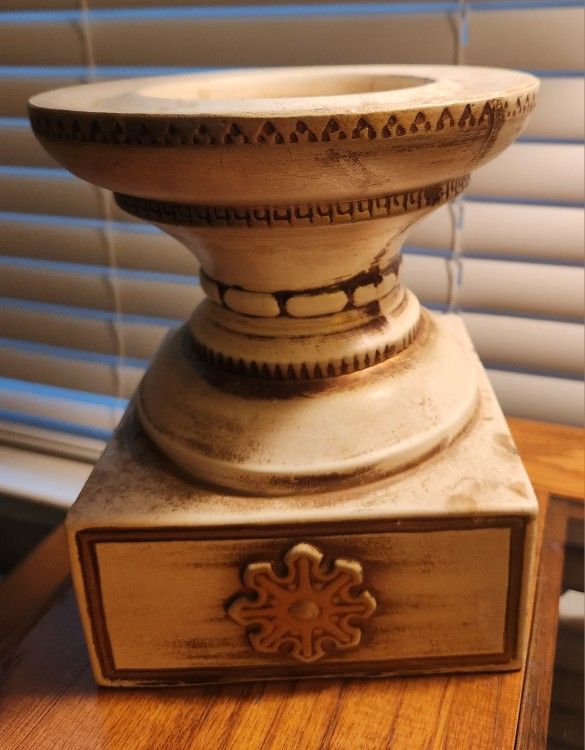 Retro Large Pedestal White Pillar Ceramic Candle Holder