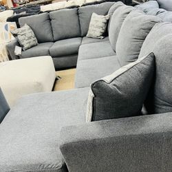 Stunning nice Chaise Sectional!