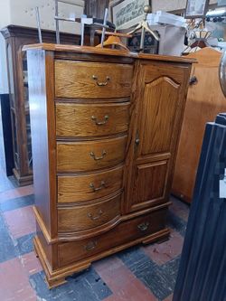 Oak 6-drawer gentleman's chest armoire