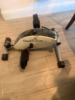 Desk cycle with Bluetooth sensor