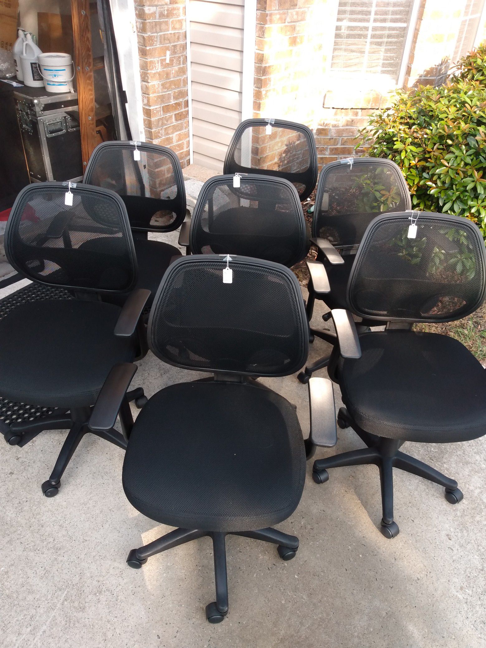 Brand New (7) office chair with mesh back