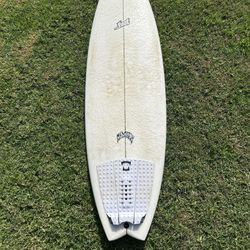 Lost Surfboard 5’11