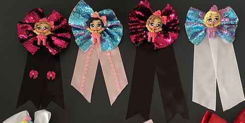 Hair bows