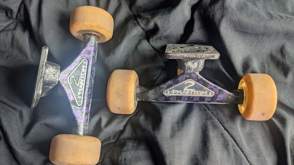 Used Purple Phantom 2 Skateboard Wheels $40