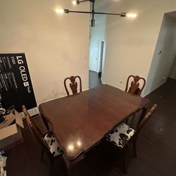 Lovely Dining Room Table