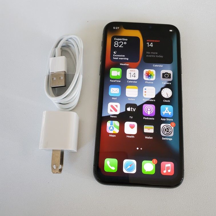 iPhone X 256gb - UNLOCKED - Like New