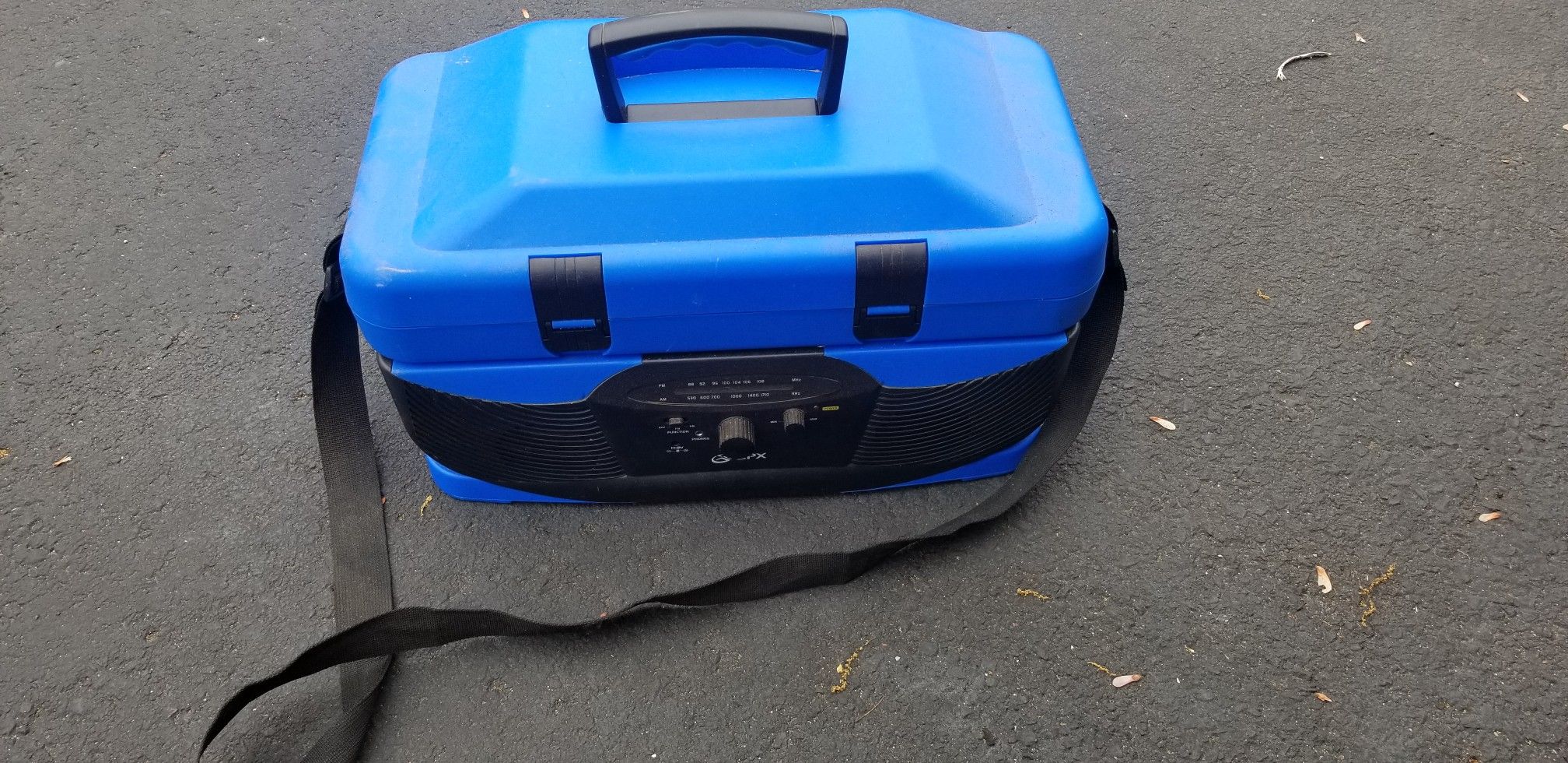 GPX COOLER AND AM/FM COOLER NEVER USED