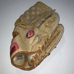 NWOT Louisville Slugger 12 " Youth Baseball Glove GTPX-16 w/Bruise Guard RHT