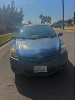 Toyota Yaris Sedan (Gas Saver, runs perfect) (Out the door registered price!)