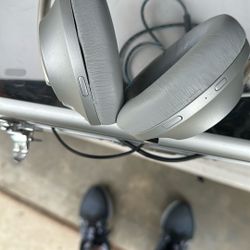 Bose 700 Headphones 