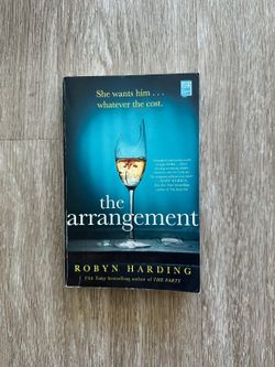 The Arrangement by Robyn Harding Paperback