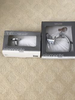 Brand New TP Holder & Towel Ring