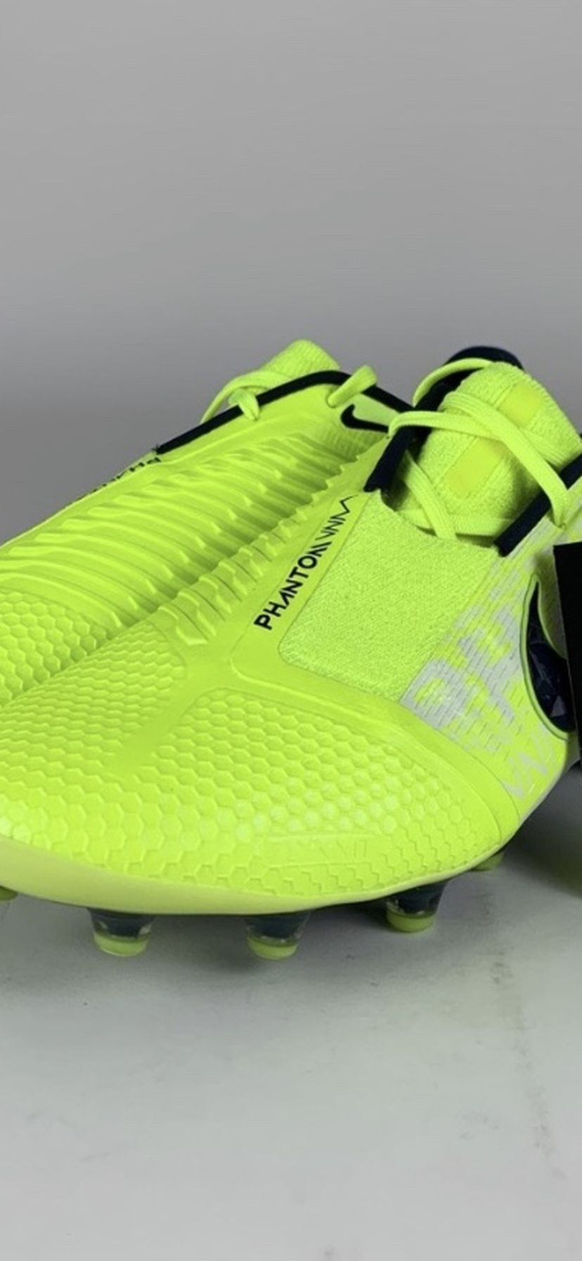 Nike Phantom Venom Elite AG Plate Soccer Cleats