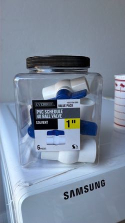 15 dls only contains 5 pieces no 6, inside the container  Everbilt 1" PVC Schedule 40 Ball Valve 5-Pack