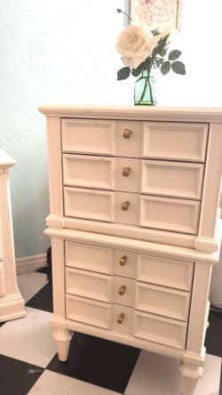 White small lingerie Dresser with Gold Hardware