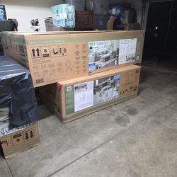 Free Boxes