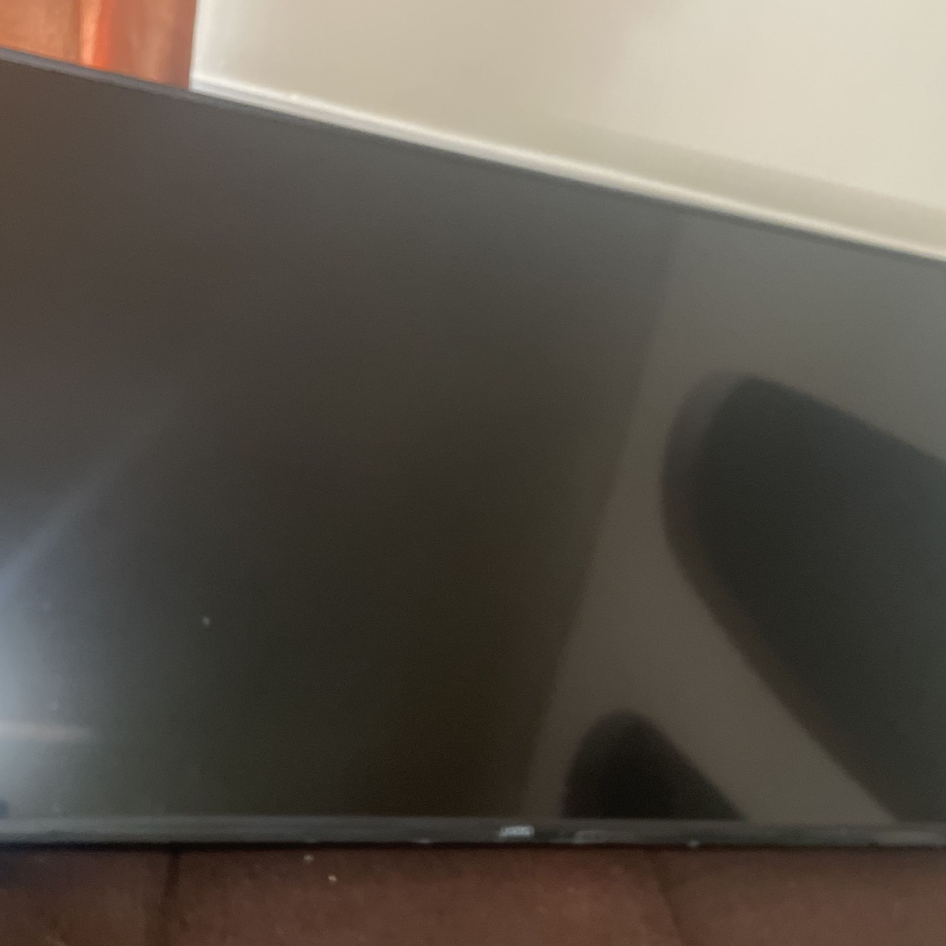 2 60” Smart Tv