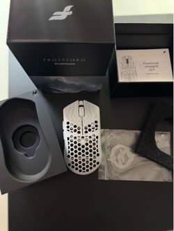 FINALMOUSE ULX Frostlord + unused early access key