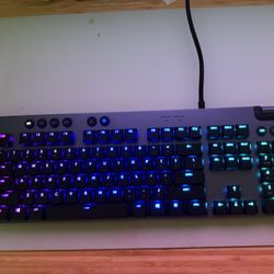 Logitech Wired Keyboard & Wireless Mouse 
