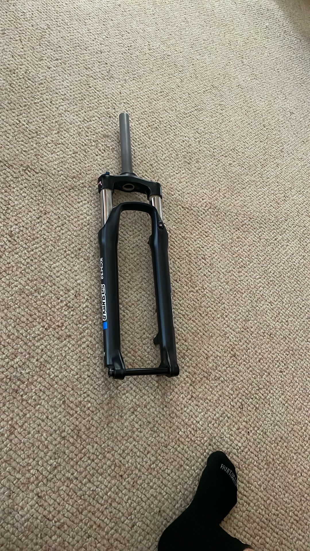 SR Suntour XCM32 Boost 29” MTB Fork – Never Used