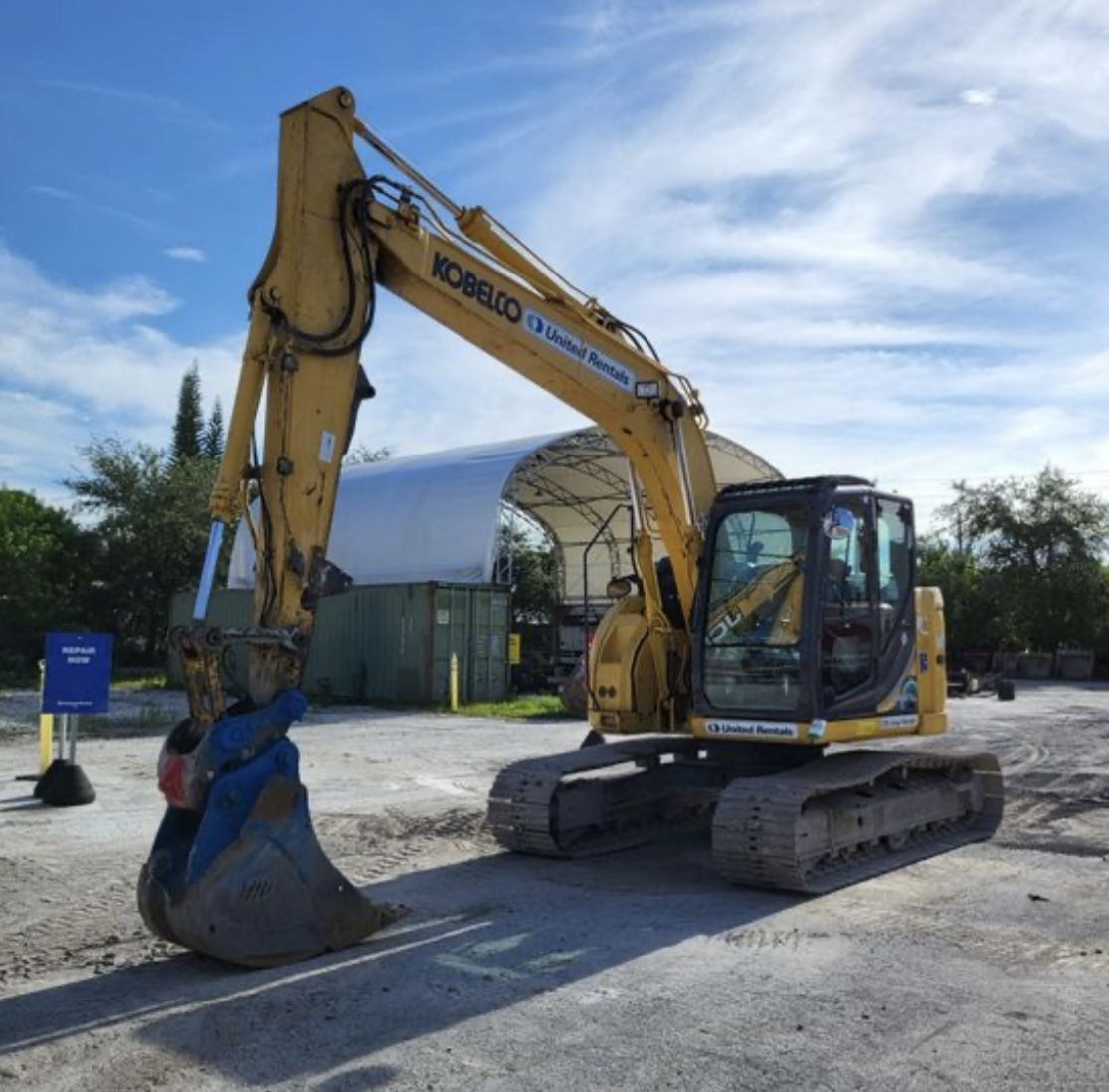 Kobelco SK140 Excavator