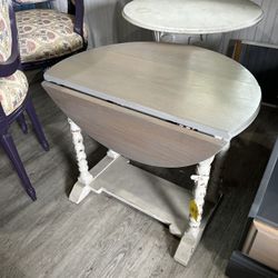 End Table With Drop Leaf Sides 