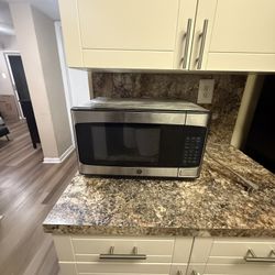 Countertop Microwave