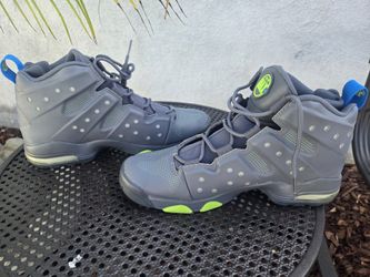 CHARLES BARKLEY BASKETBALL SHOES
