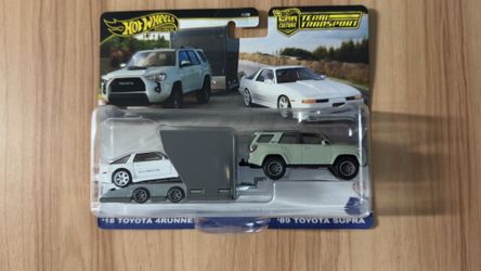 Hot Wheels Team Trasport Toyota 4 Runner &Supra 