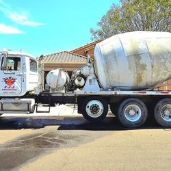  Mack Concrete Mixer Truck 