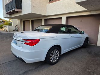 2012 Chrysler 200