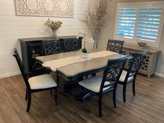Dinning Table